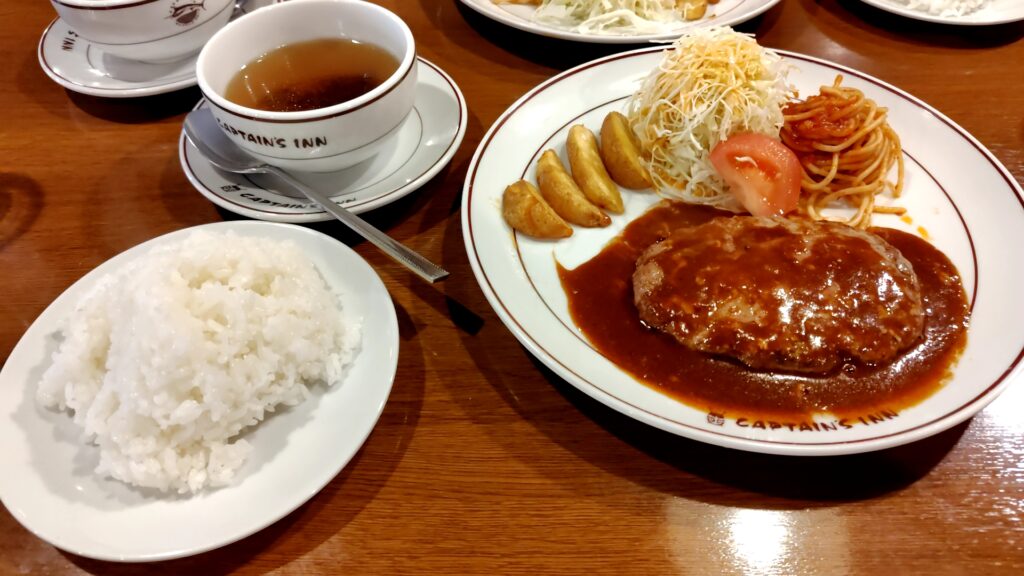 手ごねハンバーグセット