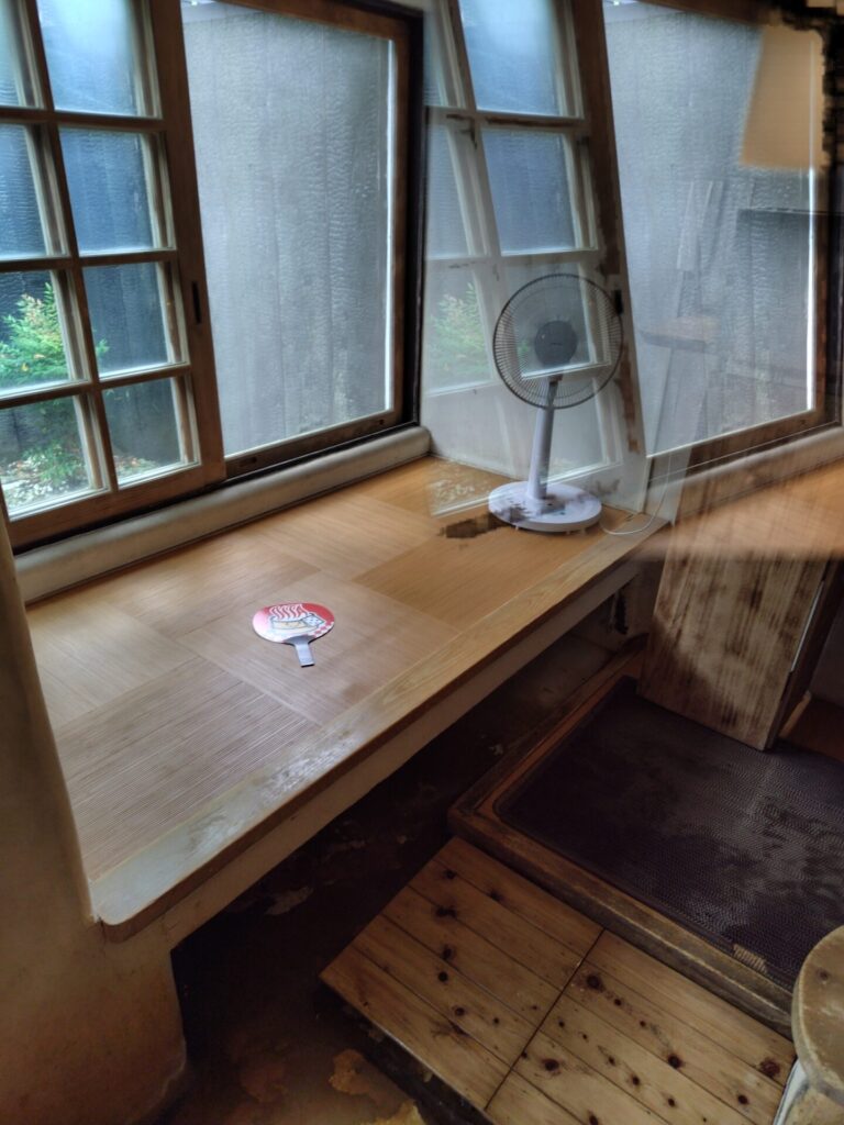 大分　竹田　ラムネ温泉　炭酸泉　子連れ　脱衣スペース