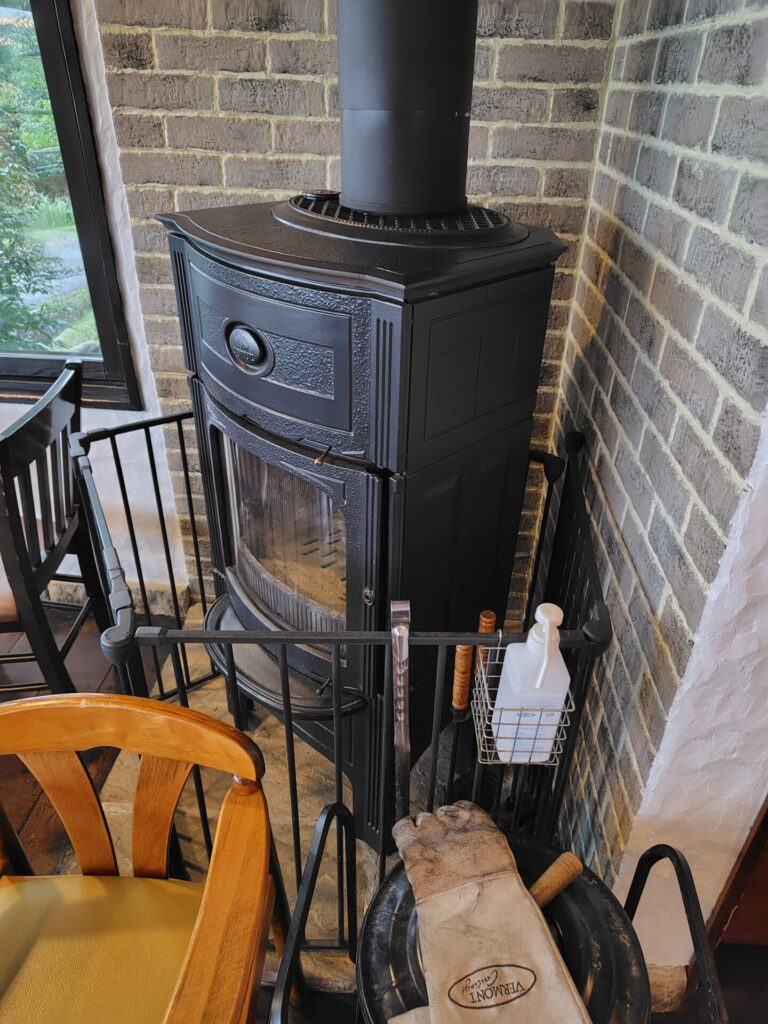 シェ・タニ　子連れ　店内4