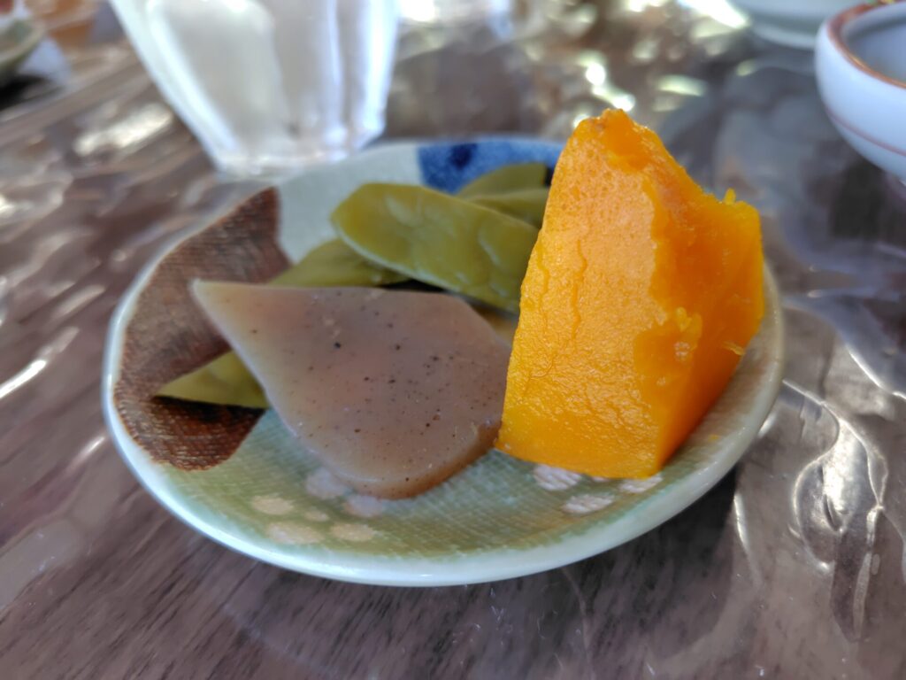 子連れ　阿蘇　産山水魚園　料理1