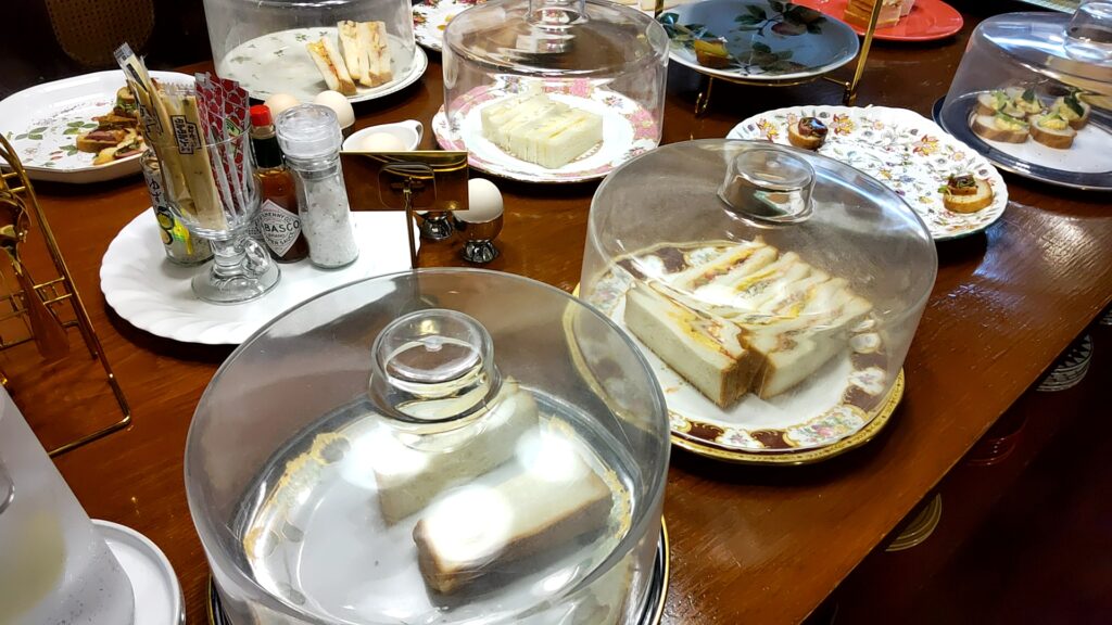 青山珈琲舎　子連れ　サンドイッチバイキング　料理