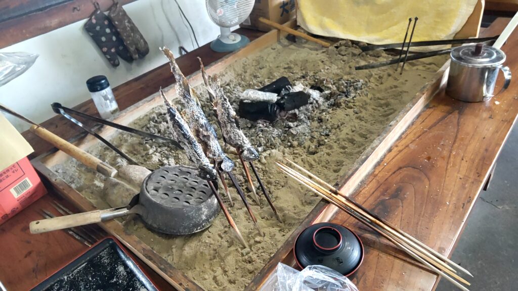 川魚料理 うまや 囲炉裏