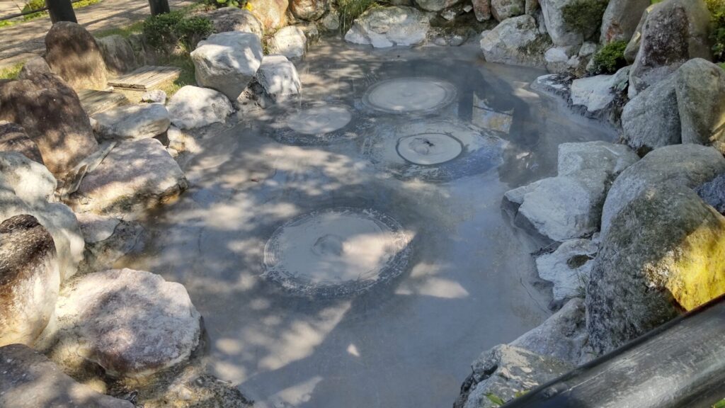 鬼石の湯　子連れ　家族湯　塩化物泉　坊主地獄
